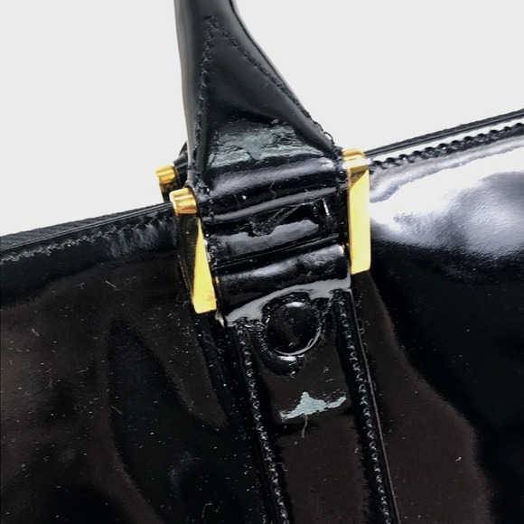 CHANEL Black Logo Shoulder Bag - Picture 8 of 16